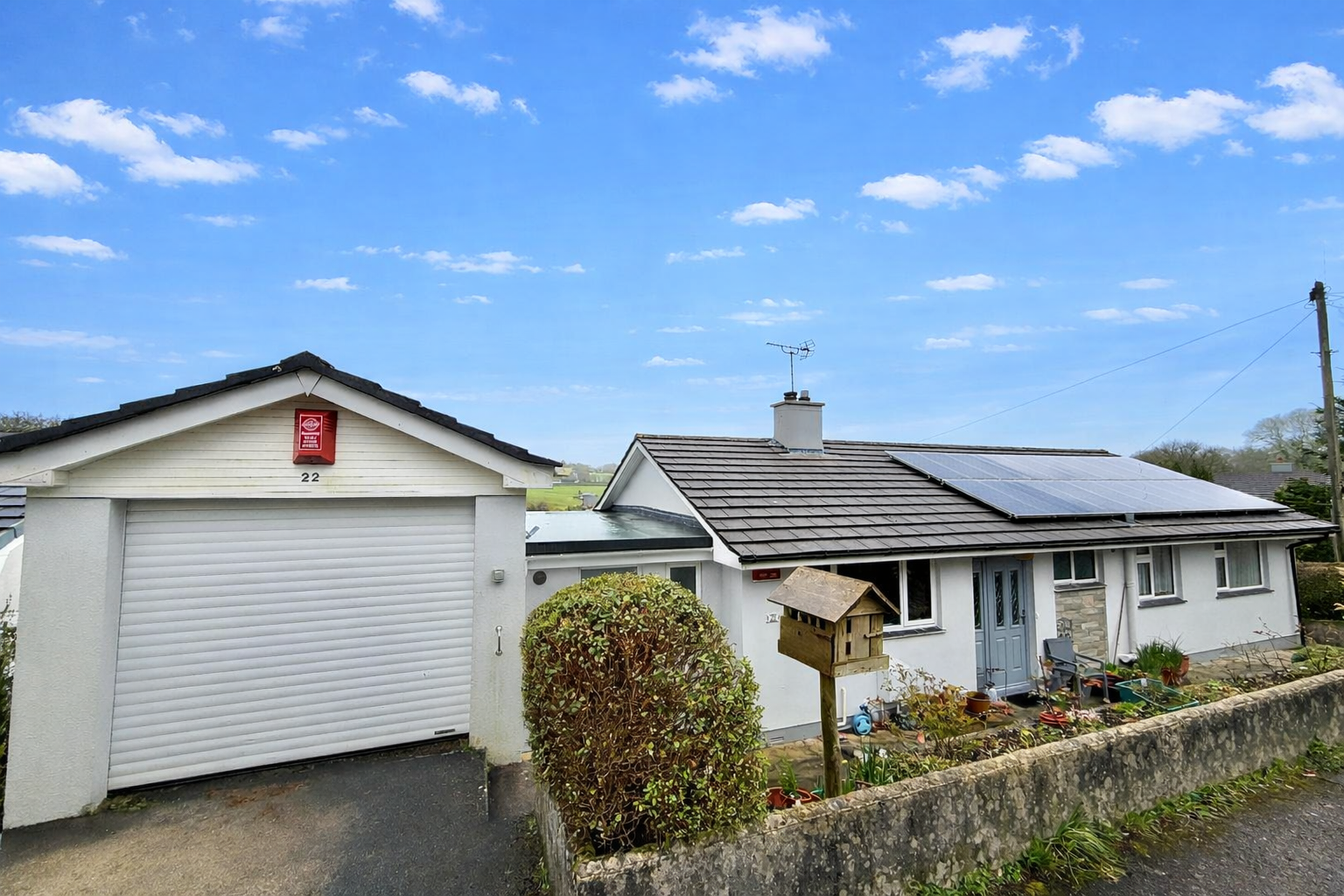 3 bed property in West Park, Perranwell Station